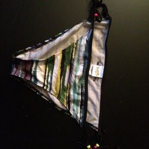 Body Glove side tie bikini bottom/never worn